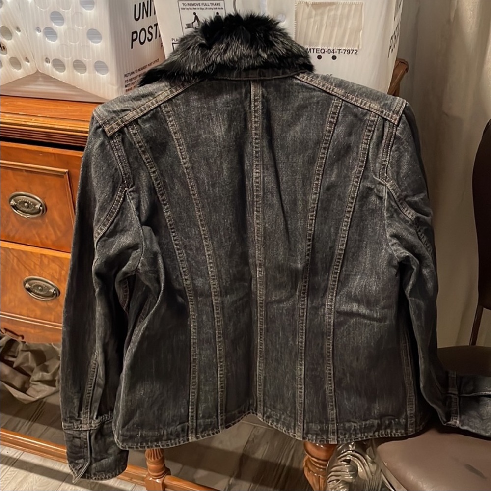 Elie Tahari Jean jacket - Picture 2 of 4
